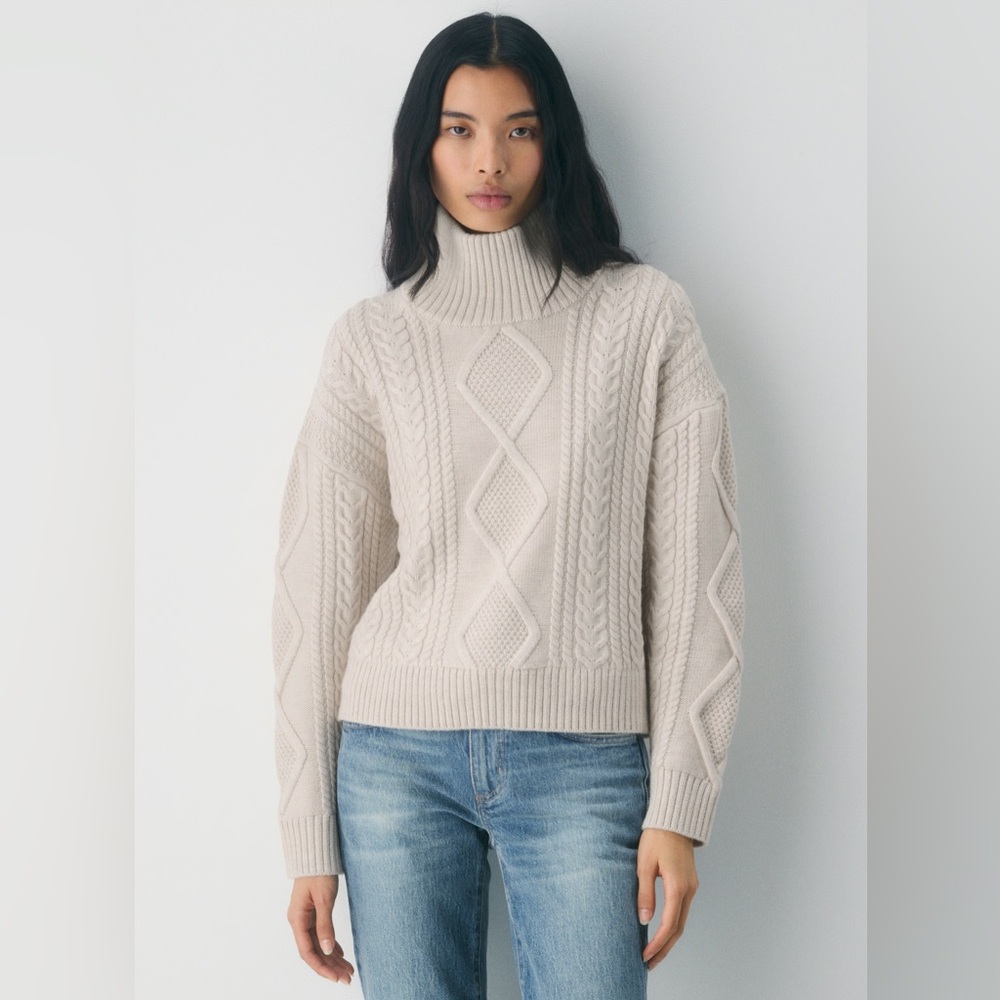Aritzia Heritage Knit Merino Wool Hi-Hip Turtleneck, Sz Small